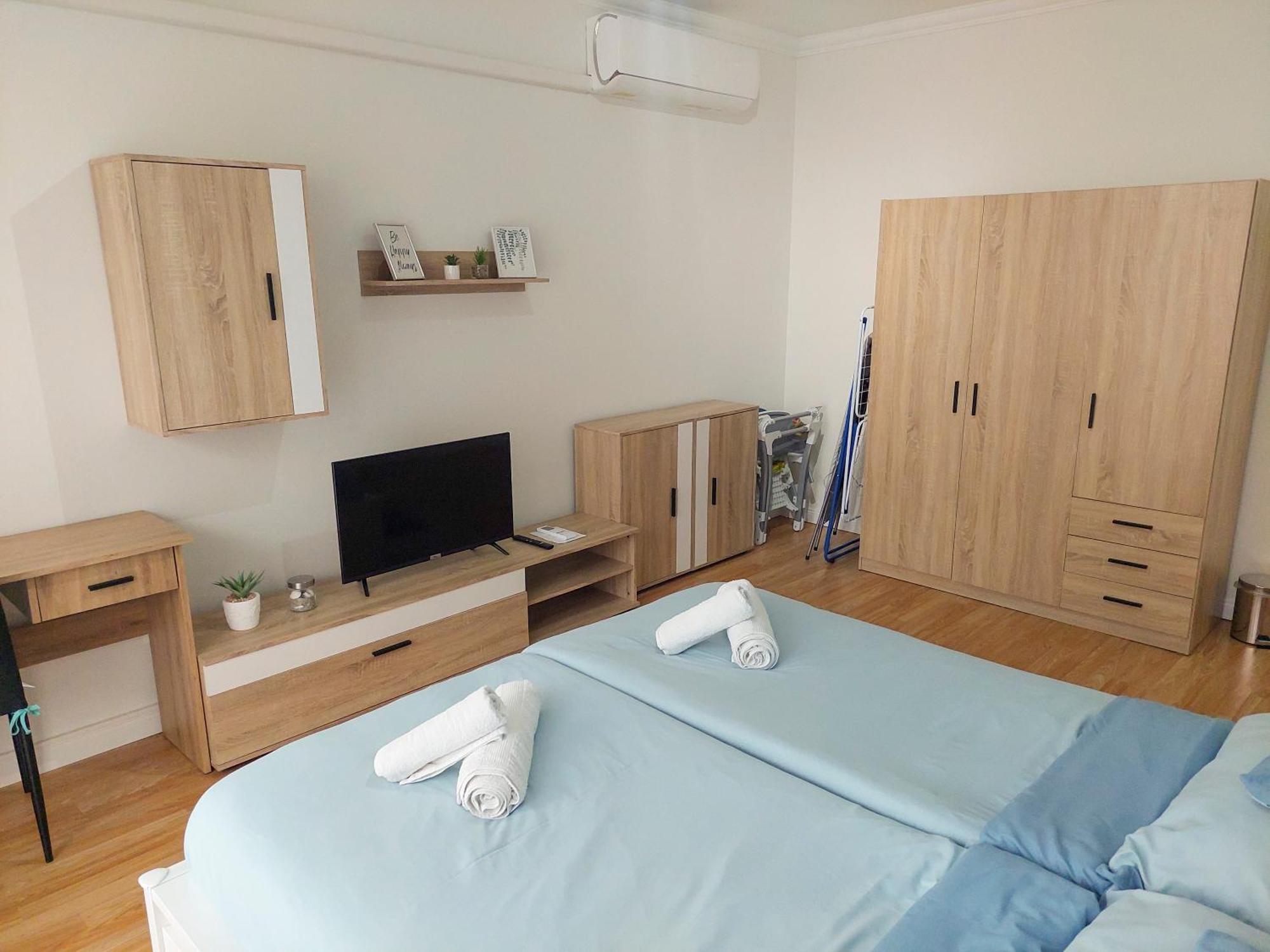Aweshome City Apartment - 3 Bedrooms And Free Parking 데브레첸 외부 사진